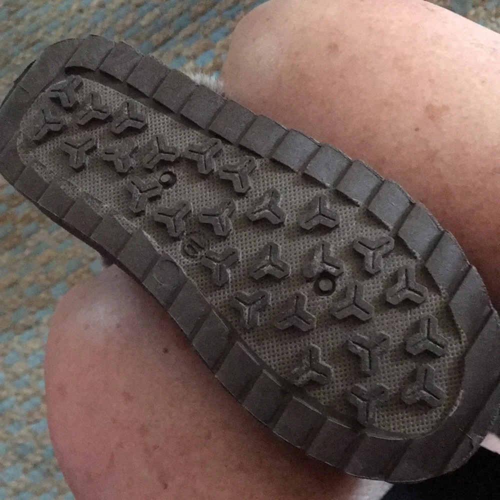 Toddler Dusty colored fur-lined boots with bows - Picture 3 of 8